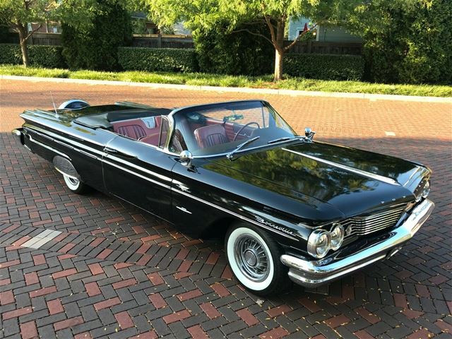 Retro Pontiac 1960