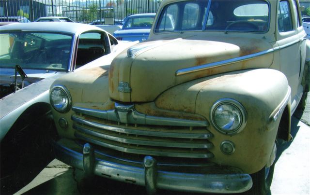 1948 Ford Super Deluxe