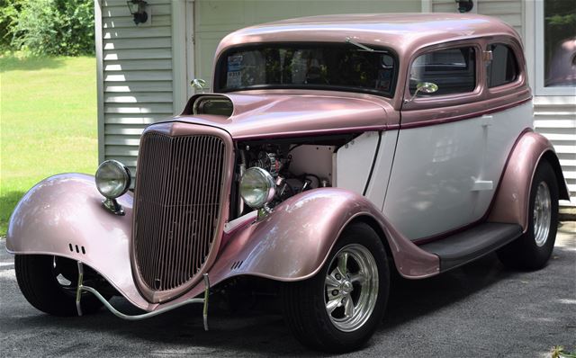 1934 Ford Victoria