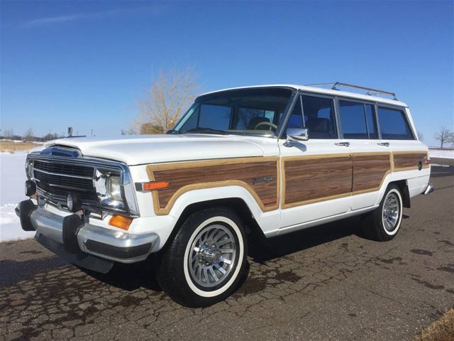 1990 Jeep Grand Wagoneer