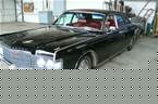 1969 Lincoln Continental Picture 2