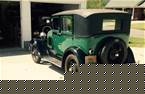 1928 Ford Model A Picture 2