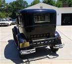 1931 Ford Model A Picture 2