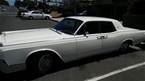 1967 Lincoln Continental Picture 2