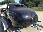1941 Ford Deluxe Picture 2