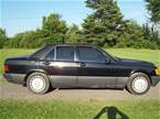 1991 Mercedes 190E Picture 2