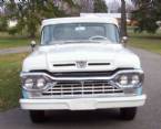 1960 Ford F100 Picture 2