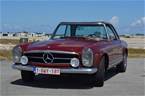 1967 Mercedes 230SL Picture 2