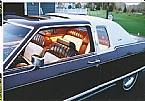 1977 Lincoln Town Coupe Picture 2