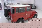 1982 Toyota FJ40 Picture 2