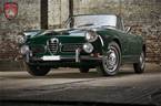 1965 Alfa Romeo 2600 Picture 2