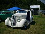 1937 Packard 110 Coupe Picture 2