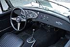 1970 MG MGB Picture 2