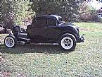 1932 Ford Model B Picture 2