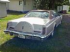 1977 Lincoln Continental Picture 2