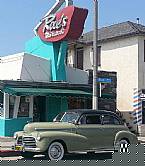 1942 Chevrolet Town Sedan Picture 2