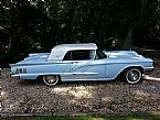 1960 Ford Thunderbird Picture 2