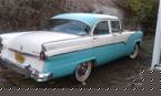 1955 Ford Fairlane Picture 2