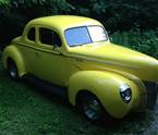 1940 Ford Coupe Picture 2