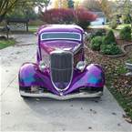 1934 Ford Sedan Picture 2