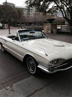 1966 Ford Thunderbird Picture 2