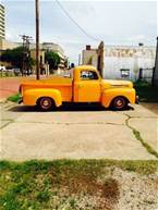 1948 Ford F1 Picture 2