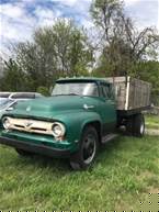 1946 Ford F6 Picture 2