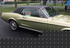 1968 Ford Mustang Picture 2