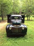 1946 Ford 1-1/2 Ton Picture 2