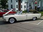 1963 Lincoln Continental Picture 2