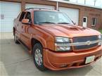 2005 Chevrolet Avalanche Picture 2