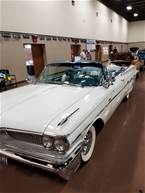 1959 Pontiac Bonneville Picture 2