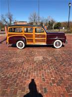 1947 Ford Woody Picture 2