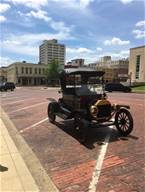 1914 Ford Roadster Picture 2