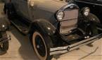 1930 Ford Model A Picture 2