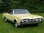 1967 Oldsmobile Cutlass Picture 2