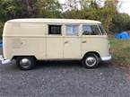 1963 Volkswagen Bus Picture 2