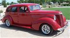 1938 Hupmobile Sedan Picture 2