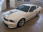 2007 Ford Mustang Picture 2