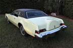 1974 Lincoln Continental Picture 2