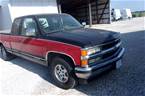 1994 Chevrolet Silverado Picture 2