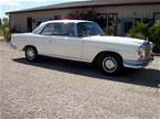 1962 Mercedes 220SE Picture 2