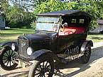 1923 Ford Model T Picture 2