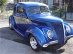 1937 Ford Coupe Picture 2