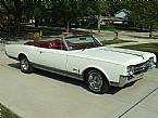 1965 Oldsmobile Starfire Picture 2