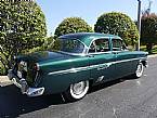 1954 Ford Crestline Picture 2