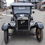 1926 Ford Model T Picture 2