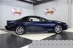 2000 Chevrolet Camaro Picture 2