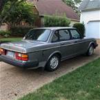 1991 Volvo 240 Picture 2