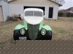 1937 Ford 2 Door Picture 2
